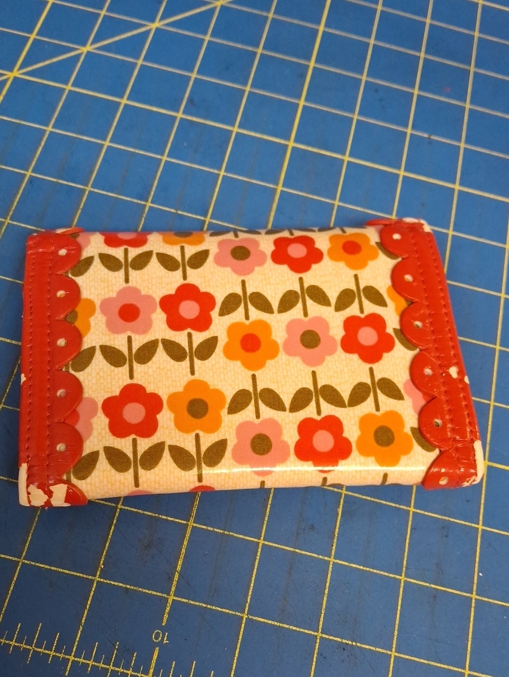 Vera Bradley Frill Pleather Wallet Floral 4 x 6 - Picture 2 of 16